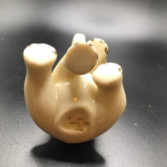 Lenox White Elephant Sitting Trunk Raised Animal Figurine Ivory Tone Gold Trim - Picture 8 of 9